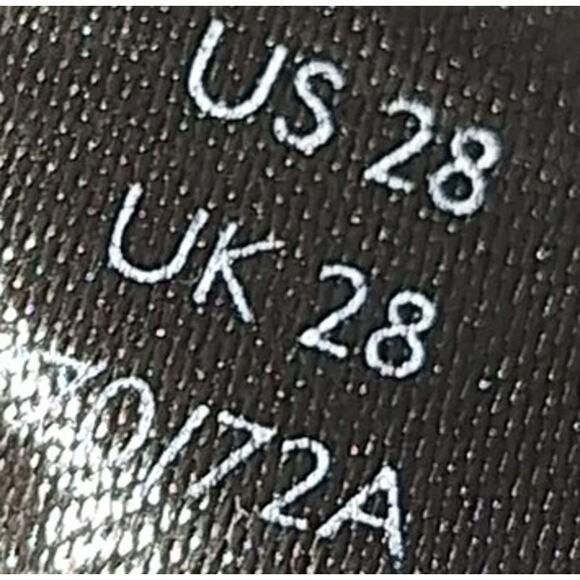 We the Free Women 28 Black Button Fly Distressed "Maggie" Cotton Denim Jeans - Picture 5 of 8